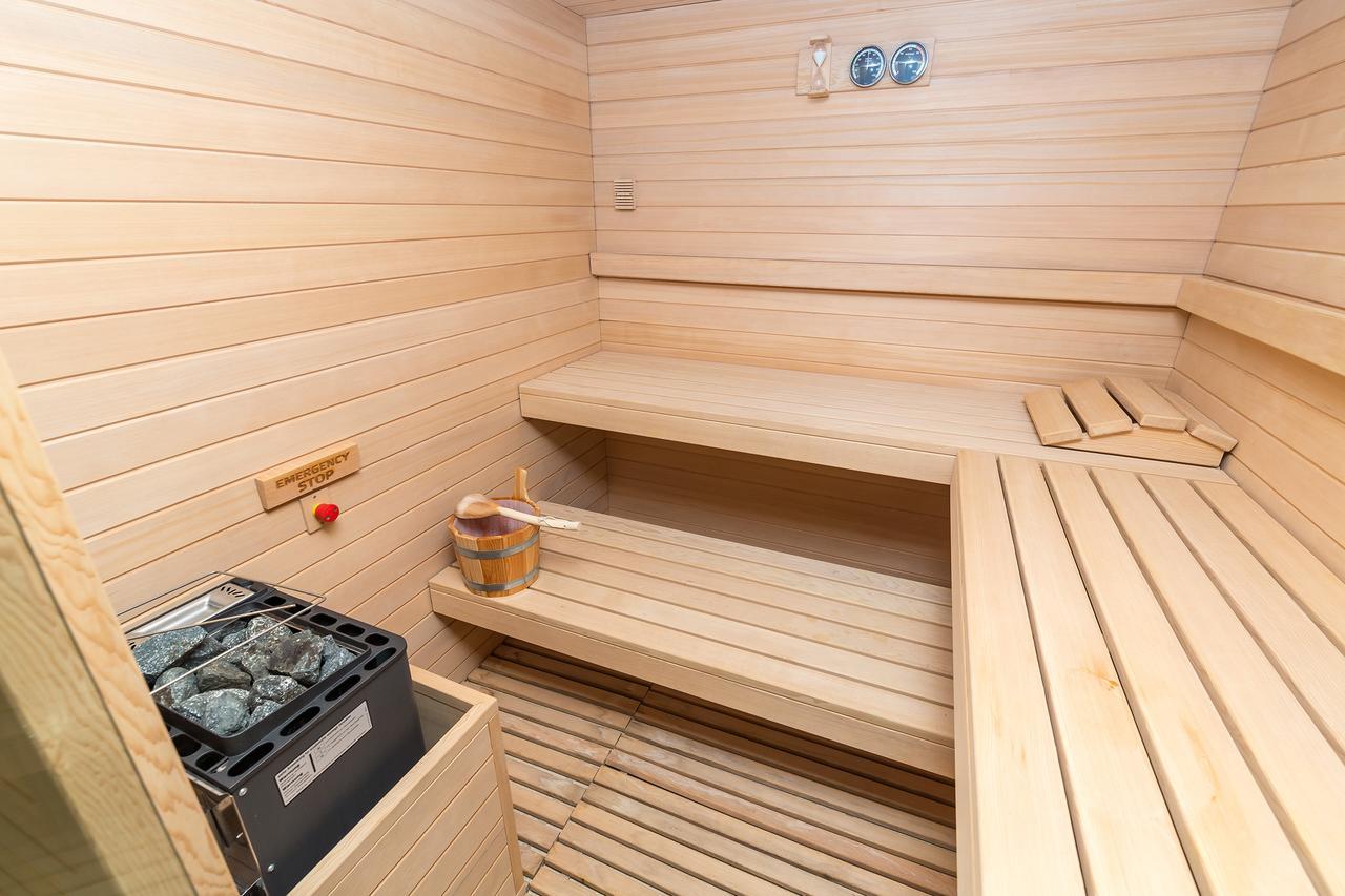 Merchants Crown Suites And Spa Prag Exterior foto A Finnish sauna