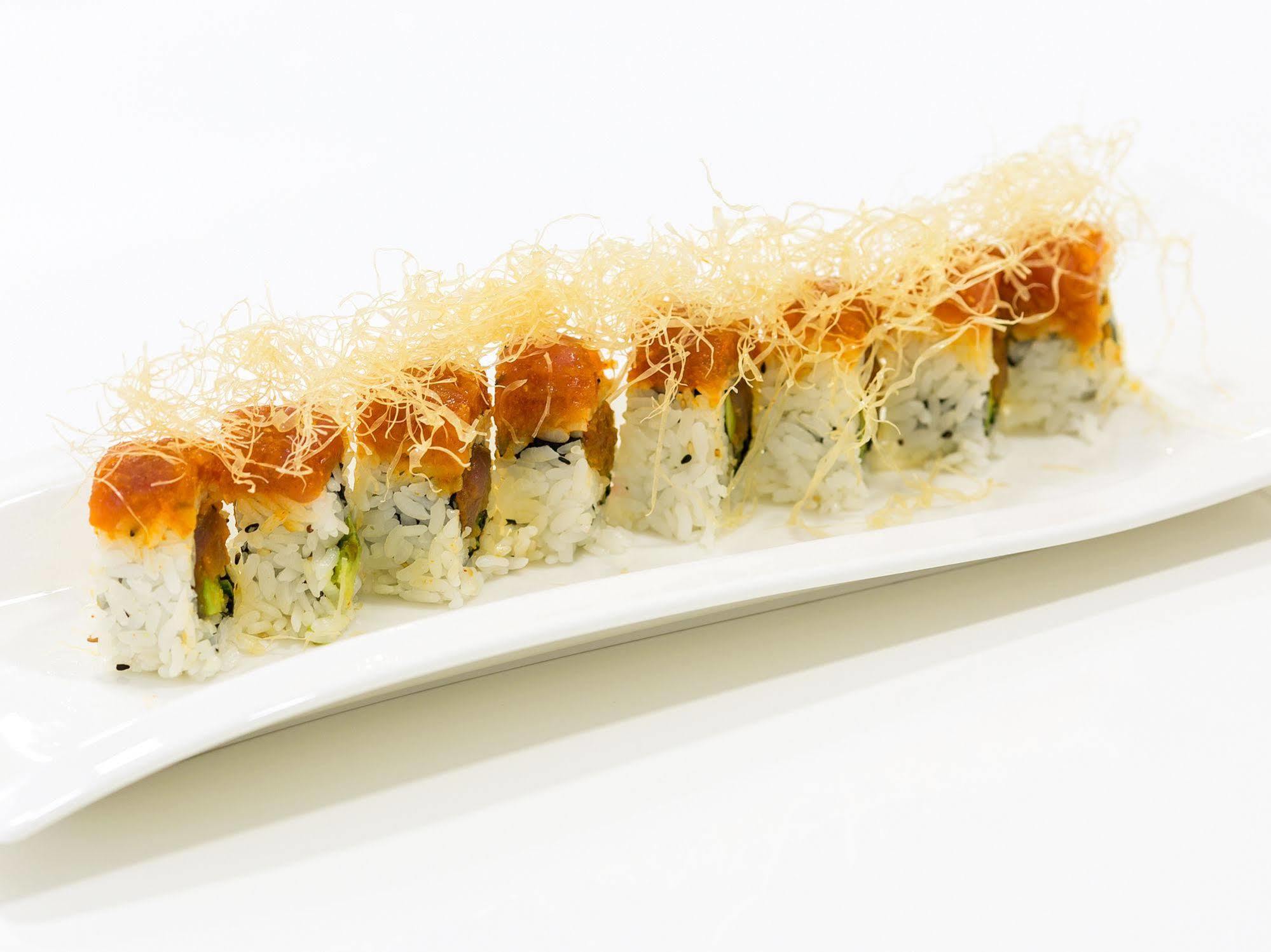 Merchants Crown Suites And Spa Prag Exterior foto A sushi roll